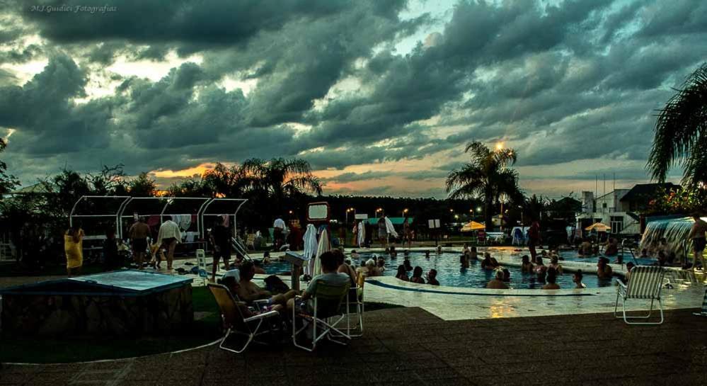 Dinastie Palace Hotel & Spa Chajari Bagian luar foto